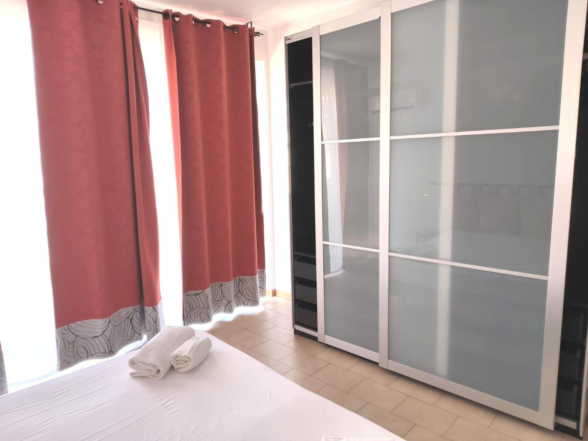 Pozzo Lazzaro Apartments サンタ・テレーザ・ディ・リーヴァ 部屋 写真